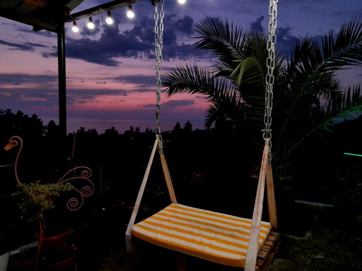 Kemeni Garden Hotell Batumi Eksteriør bilde