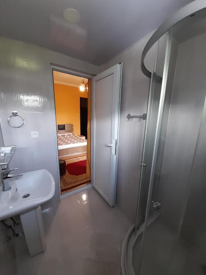 Kemeni Garden Hotell Batumi Eksteriør bilde