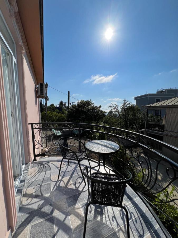 Kemeni Garden Hotell Batumi Eksteriør bilde