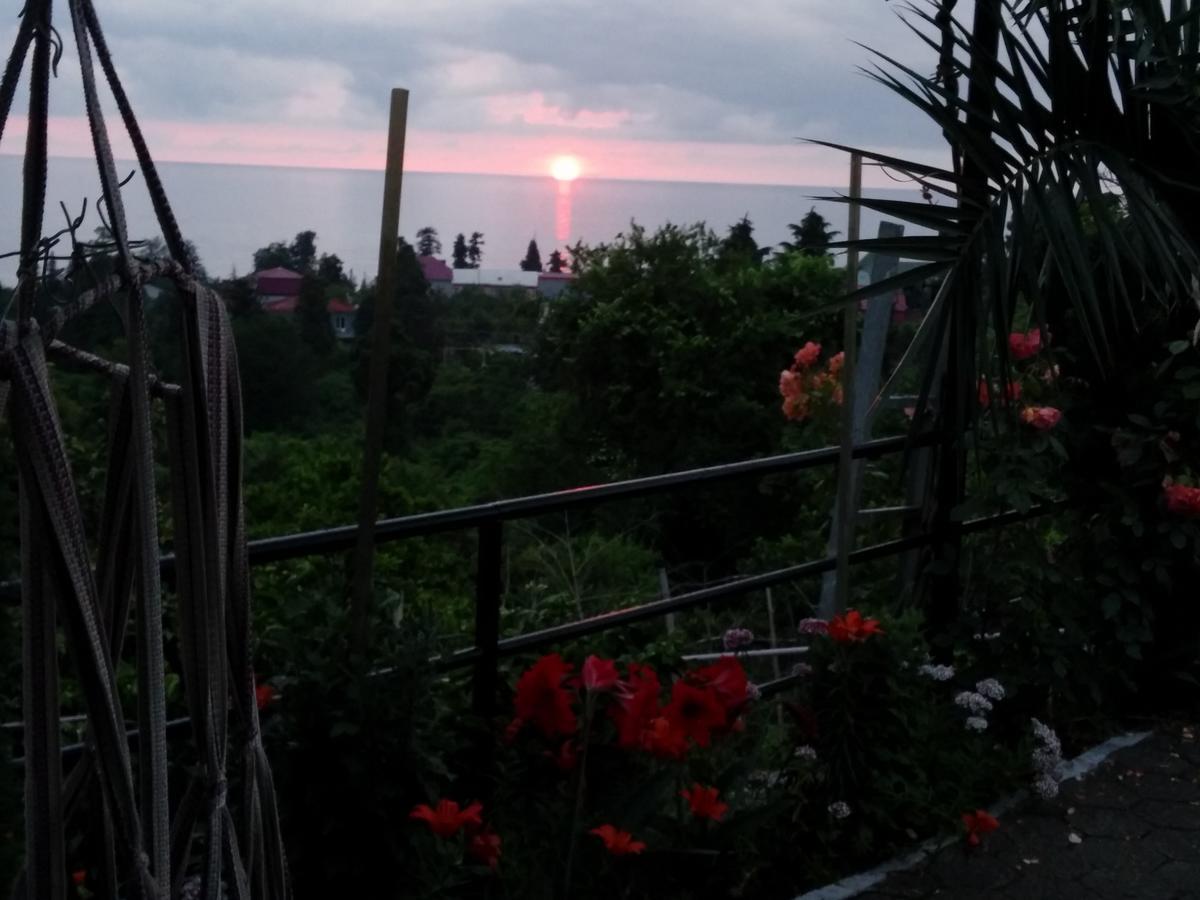 Kemeni Garden Hotell Batumi Eksteriør bilde